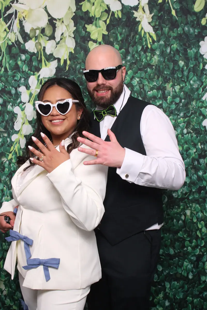 Rovi Robot 4 Oz Photo Booths - Rovi Robot Painter - Weddings - Photo Original6
