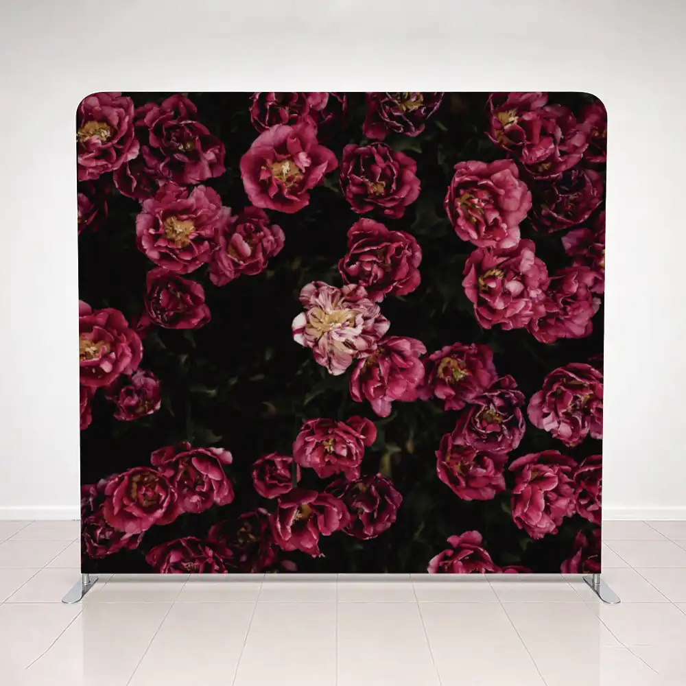 Oz-Photo-Booths---Backdrops--Romantic-Flowers