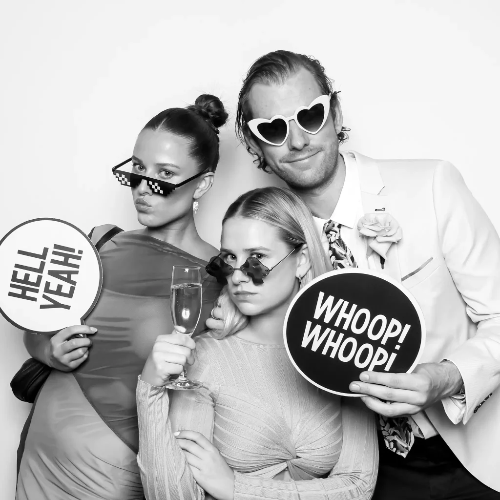 Oz-Photo-Booths---Black-and-White-Photo